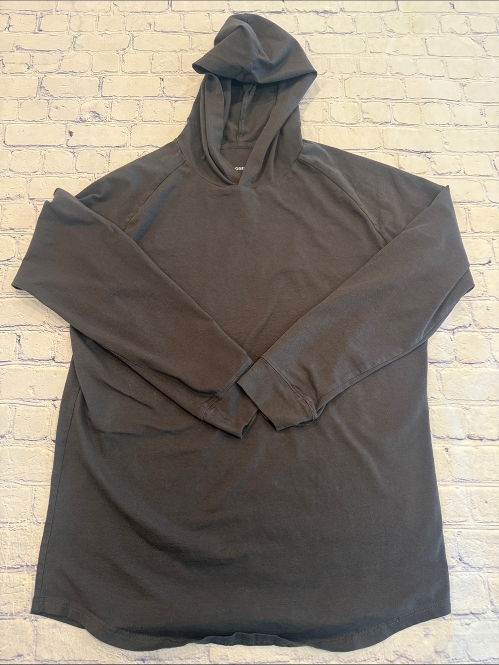 Tailored Athlete Men's Hooded LS Longline Shirt - Charcoal | XXL | EUC